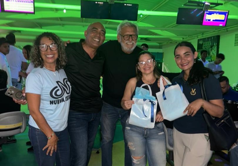 "Los Ñeros Bolos" campeones Torneo Bowling de Periodistas 2026
