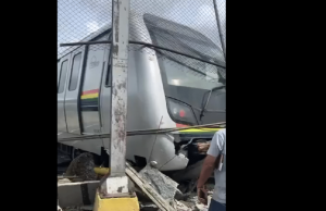 PNB y bomberos atienden descarrilamiento en los patios del Metro de Caracas
