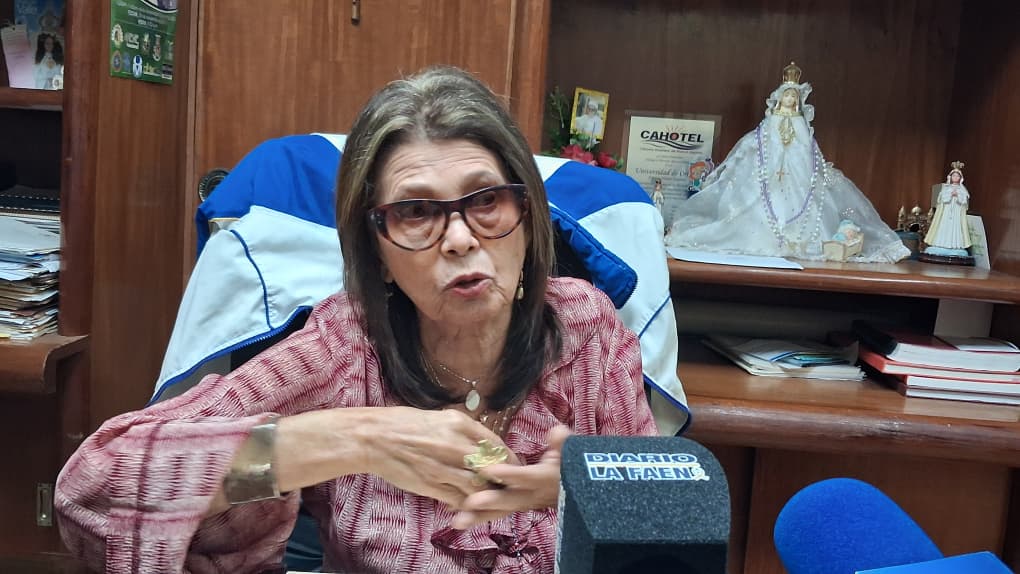 LA DECANA LUISA MARCANO PROPONE UNA RENOVACIÓN ELECTORAL EN LA UDO BASADA EN EL RELEVO Y EL AMOR A LA INSTITUCIÓN
