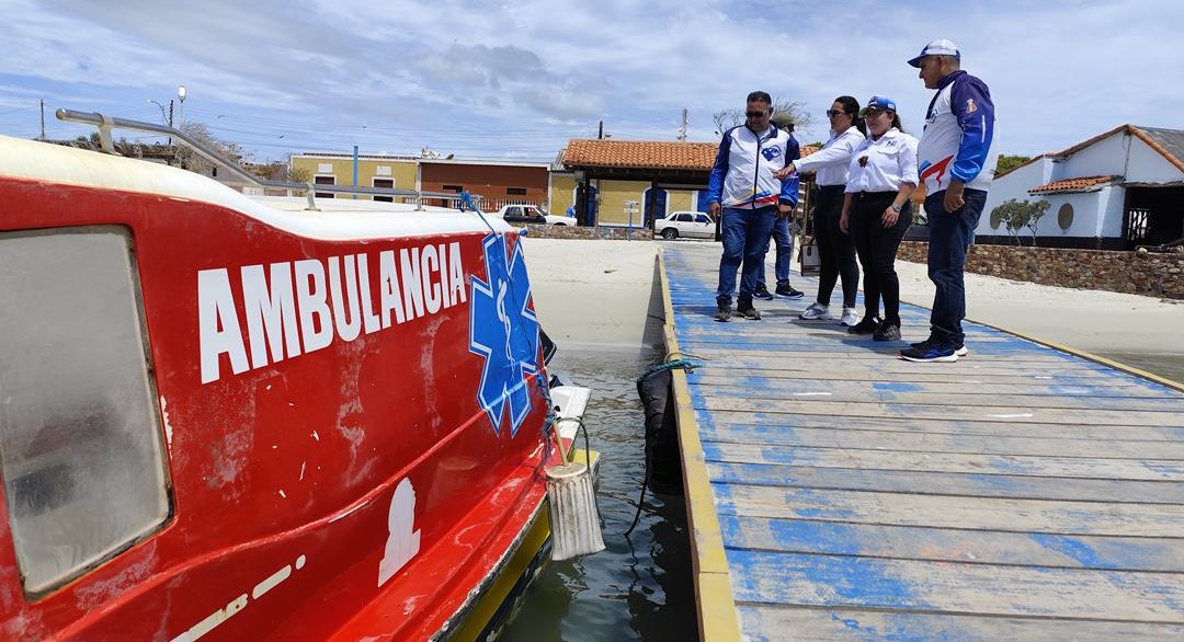 Iaspebne proyecta el rescate integral de muelles y lancha ambulancia de Coche