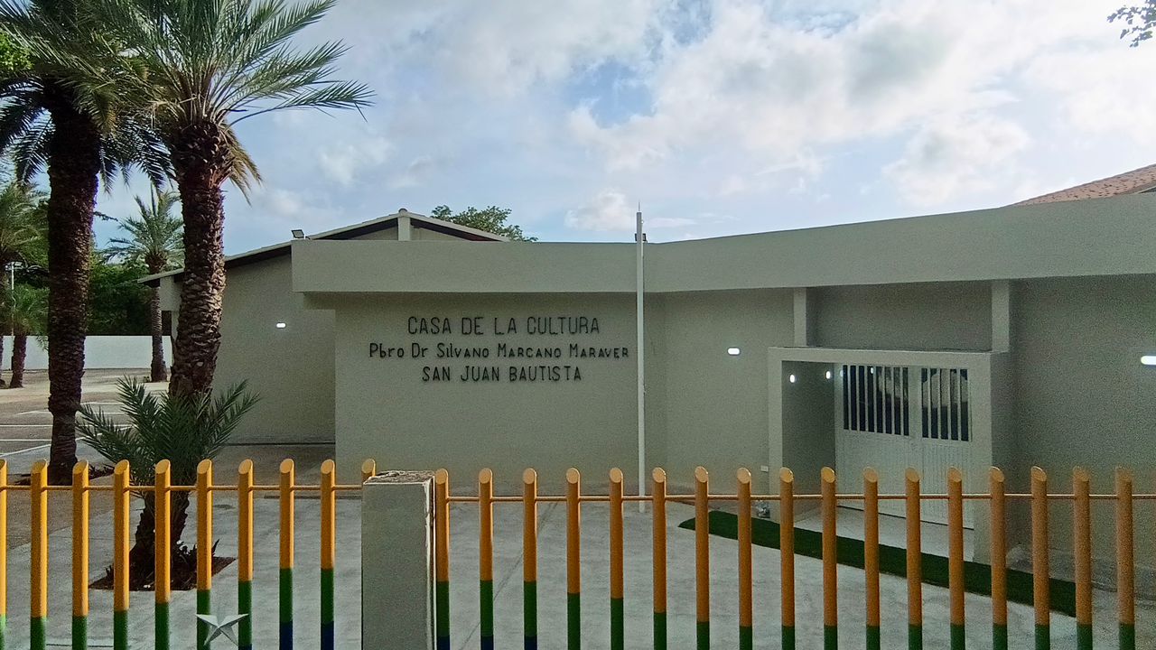Gobernadora Marisel Velásquez consolida el rescate cultural de Díaz con la entrega de la renovada Casa de la Cultura de San Juan