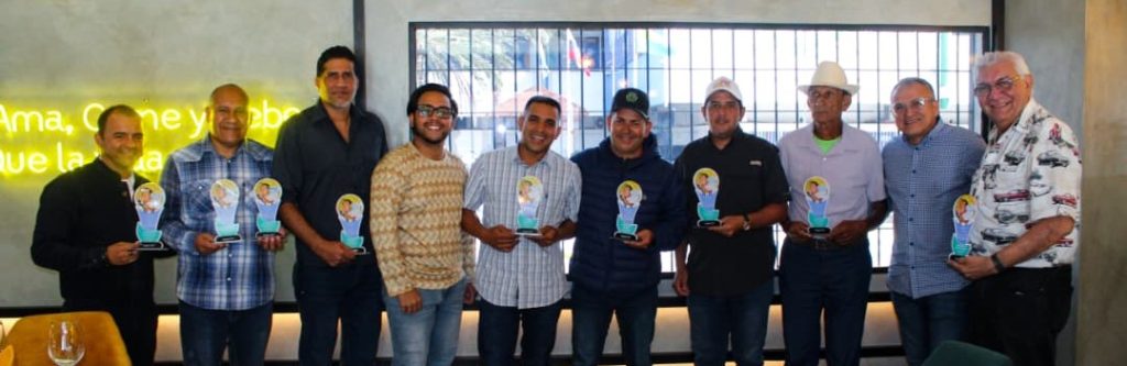 Alcaldía de Mariño celebra a galeronistas neoespartanos