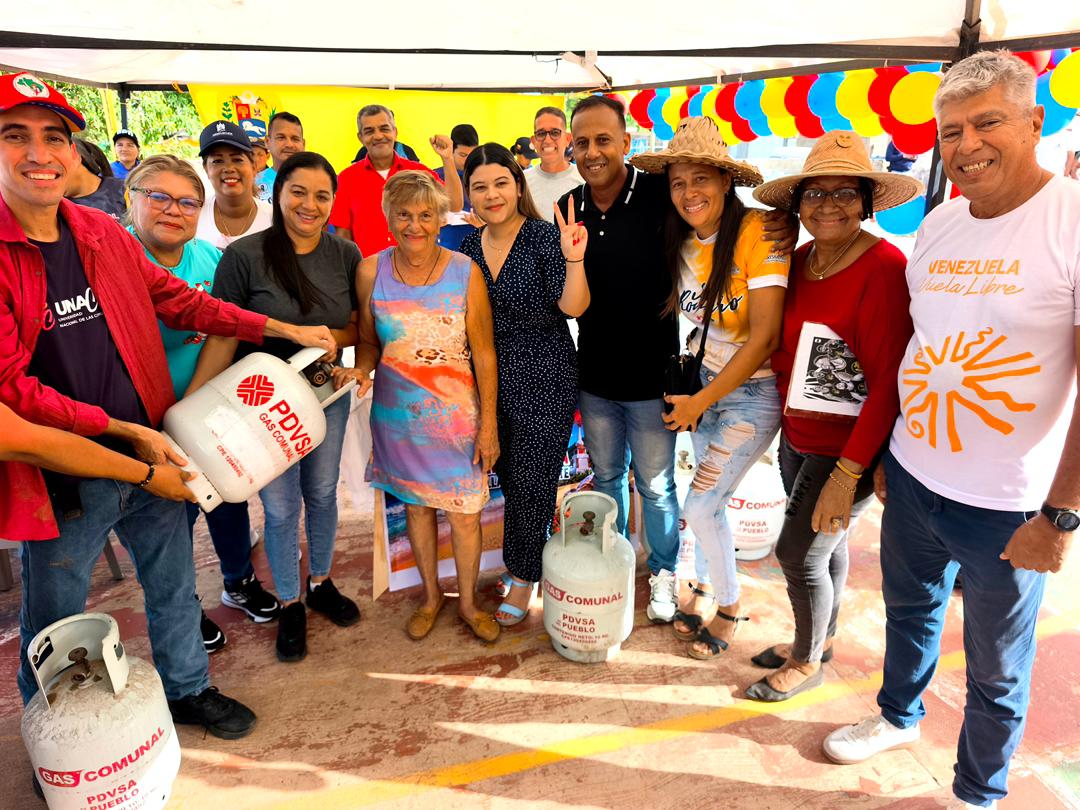 Consejos Comunales del municipio Arismendi recibieron 250 cilindros de gas doméstico