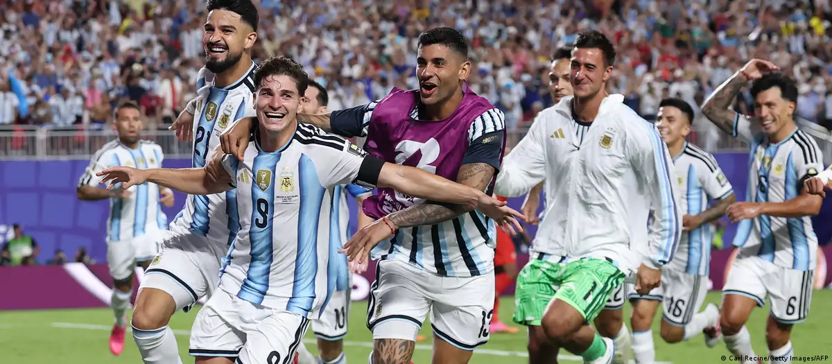 Argentina vence a Suiza en otro calvario y va a semifinales