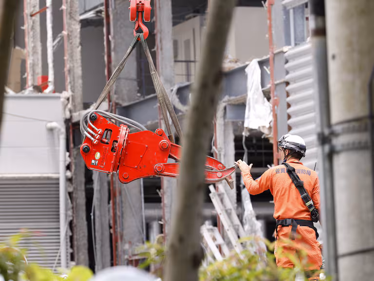 Al menos 18 muertos y más de 200 heridos tras el fuerte terremoto de 7,1 en Japón