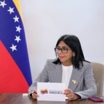 Delcy Rodríguez anuncia créditos bancarios para viviendas a afectados por sismos