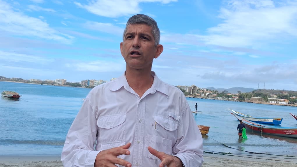 Maneiro promulga Decreto 017 para regular estadía de pescadores foráneos y ordenamiento urbano