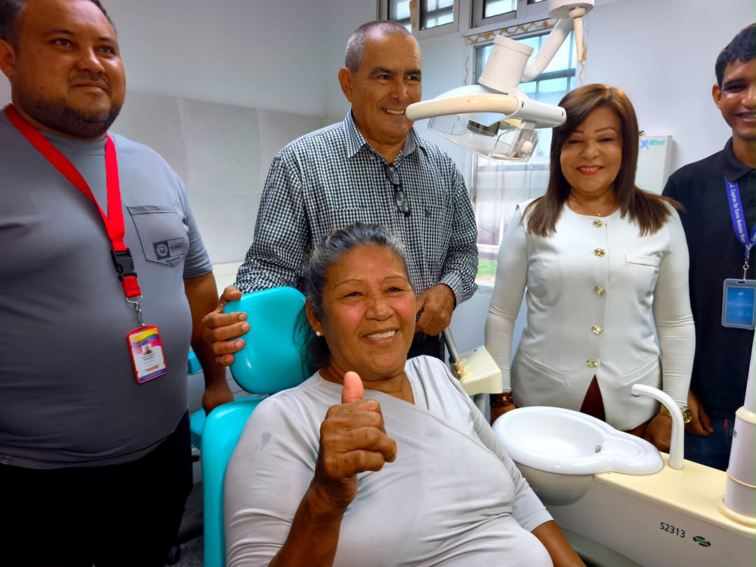 Gobernadora Marisel Velásquez afianza su compromiso social con la Misión Sonrisa en Nueva Esparta