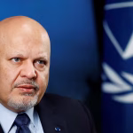 Karim Khan es destituido de su cargo como fiscal de la Corte Penal Internacional