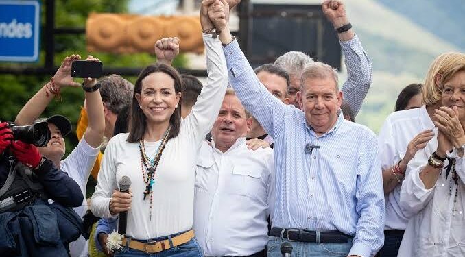 Machado y González Urrutia dicen que «no obstaculizarán» el diálogo de la AN-2015 y el chavismo