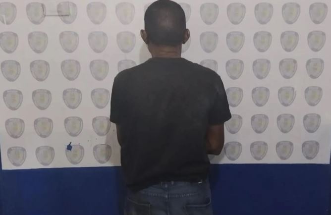 Casi lo linchan: Comunidad en el municipio García frena a presunto agresor sexual de una niña