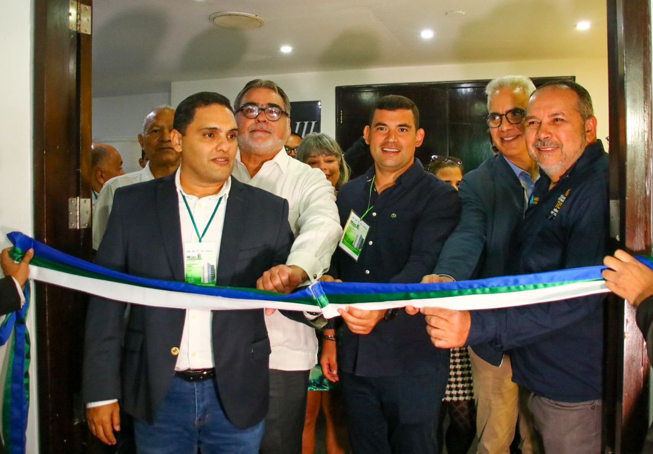 Alcalde Morel David Rodríguez inauguró segundo Expo condominio Maneiro 2024